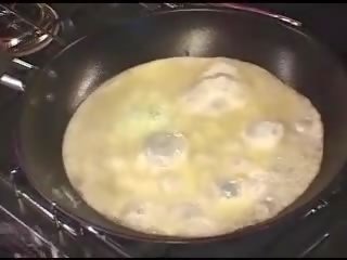 के बाद बुककके - scrambled eggs